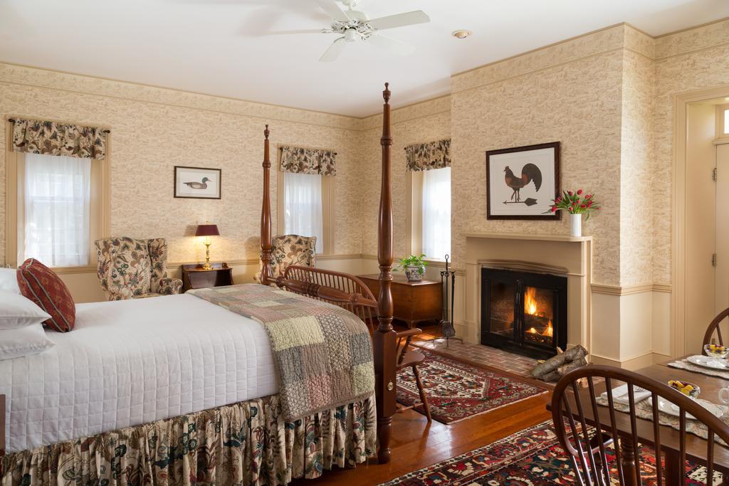 Brampton 1860 Bed & Breakfast Chestertown Room photo
