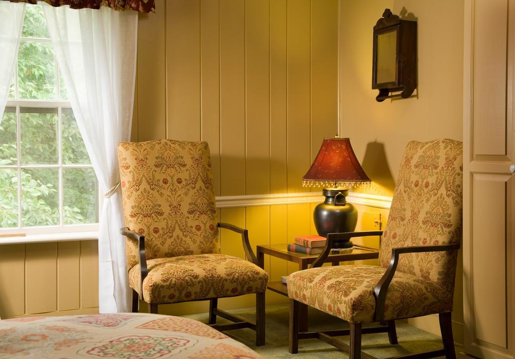 Brampton 1860 Bed & Breakfast Chestertown Room photo